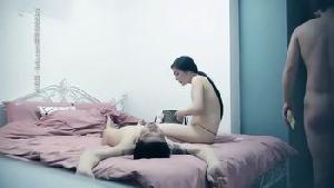 凌晨场3P极品风骚御姐，美乳翘臀肤白如玉，前后夹击啪啪两炮高潮不断劲爆刺激